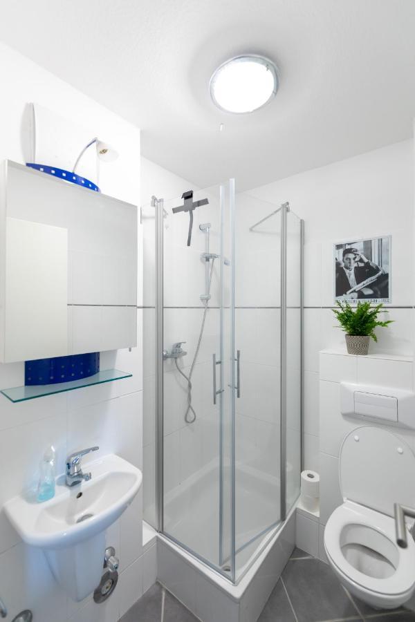 The Beverly Hills Of Frankfurt In Hofheim Penthouse Or Garden Bagian luar foto